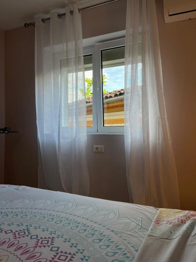 Downtown Deluxe Apartment Shkoder Exterior photo