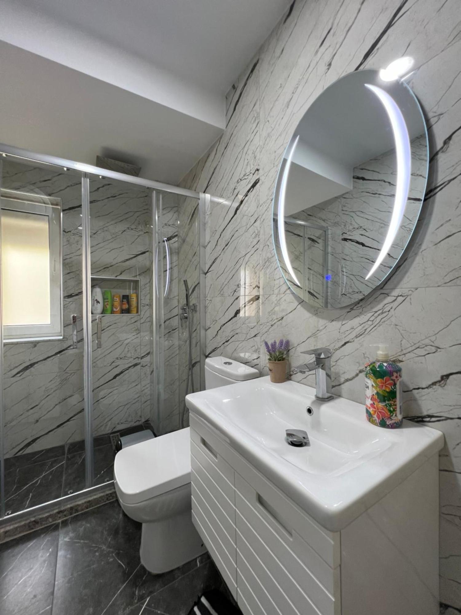 Downtown Deluxe Apartment Shkoder Exterior photo